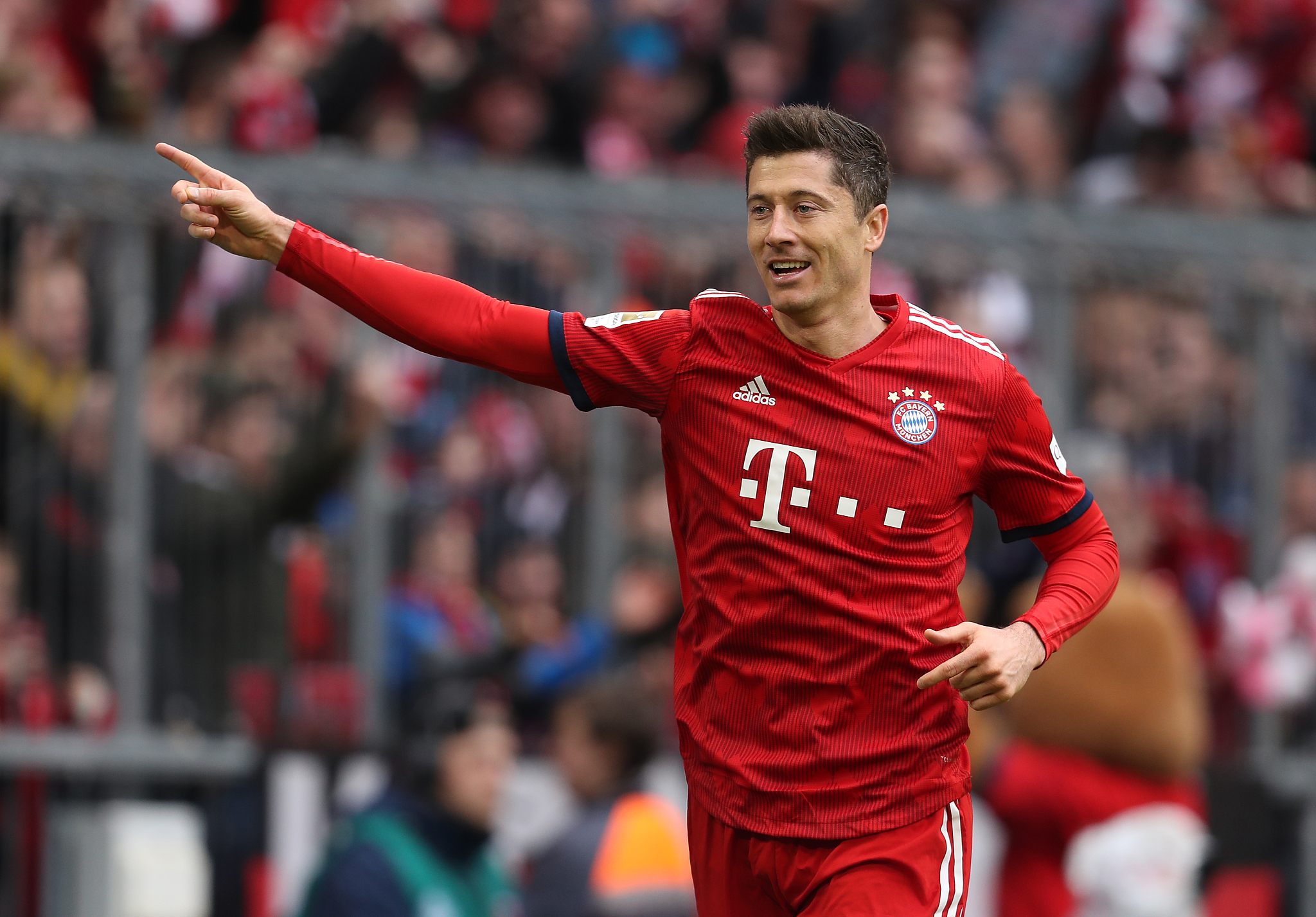 格里马尔多：上半场我们不得不追着本菲卡跑，还好最终赢了（格里马尔多：上半场一直被本菲卡牵着走，所幸最终取胜）