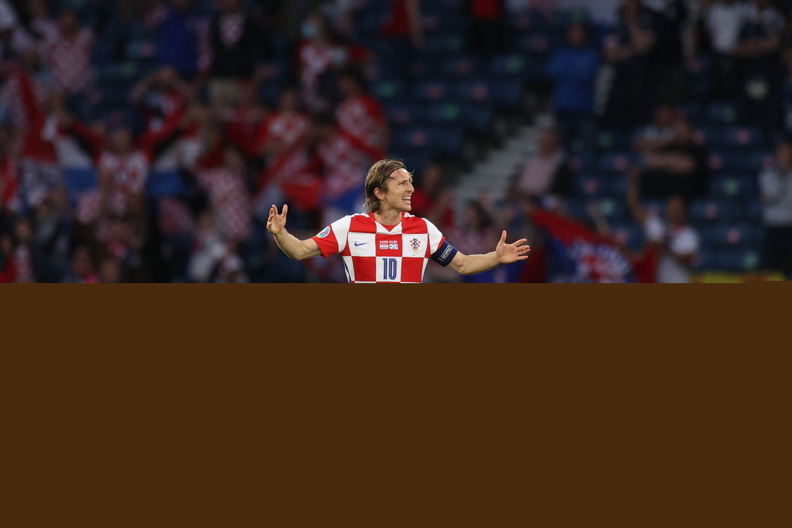 意媒：莫拉塔是科莫本赛季最大的失望，他需尽快恢复心理平衡（意媒：莫拉塔成科莫本季头号失望，亟需重建心态）