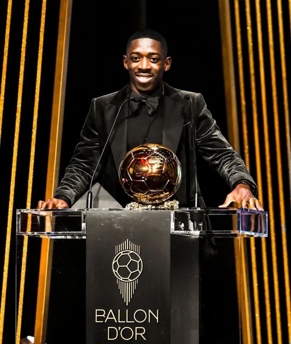 内部人士：皇马的几名资深球员对与埃尔切的平局十分愤怒（知情人士：皇马多位老将对战平埃尔切极度不满）