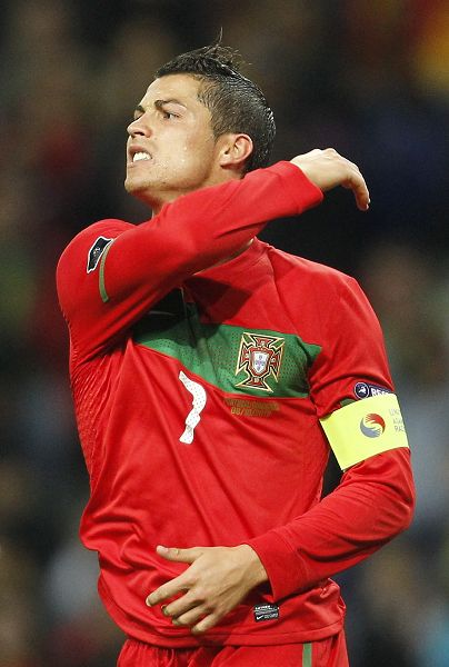 伤兵满营！独行侠更新伤病报告：莱夫利&拉塞尔等6人缺阵（伤病潮来袭！独行侠最新伤情：莱夫利、拉塞尔等6将缺阵）