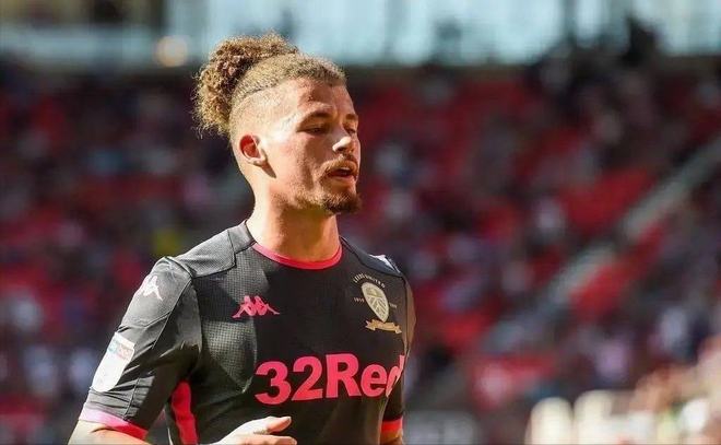 4大传奇+亿级补强！穆帅弃利物浦，会接米兰豪华剧本？（四大传奇助阵+上亿补强！穆里尼奥放弃利物浦，是否执掌豪华版米兰？）