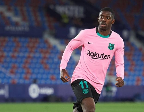 邓加：巴西球员和欧洲球员是不一样的，他们总想上场踢球（邓加：巴西球员与欧洲球员各异，始终渴望上场）