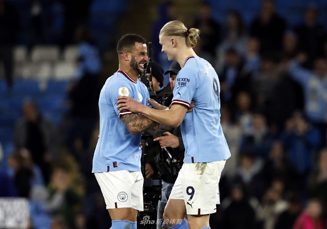 深圳男篮逆转北京王薪凯关键表现（王薪凯发威助深圳男篮逆转北京）